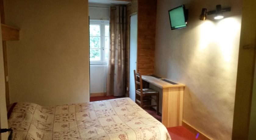 Hotel Les Bernards プラーズ・シュル・アルリー 部屋 写真